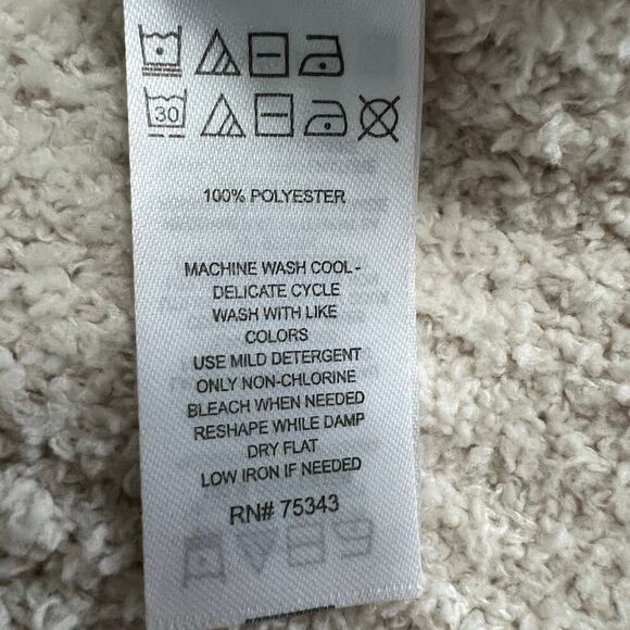 Cupcakes and Cashmere Long Sleeve V Neck Cream Sweater Size Medium - Picture 8 of 8